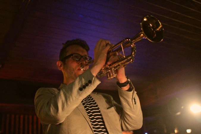 Emie Roussel trio 046