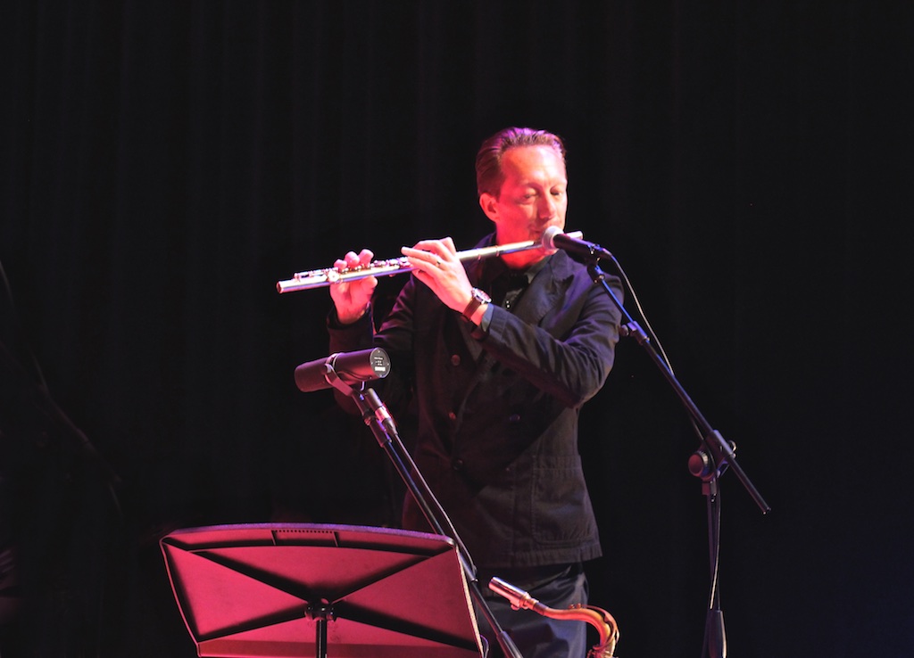 AK UNI 11-3-2014 059