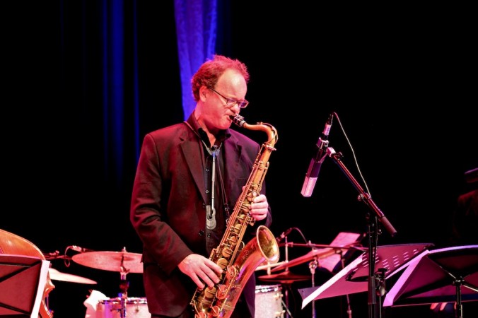 AK UNI 11-3-2014 060