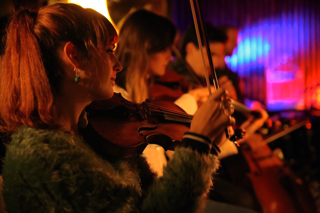 Crystal Choi Skogkatt 090